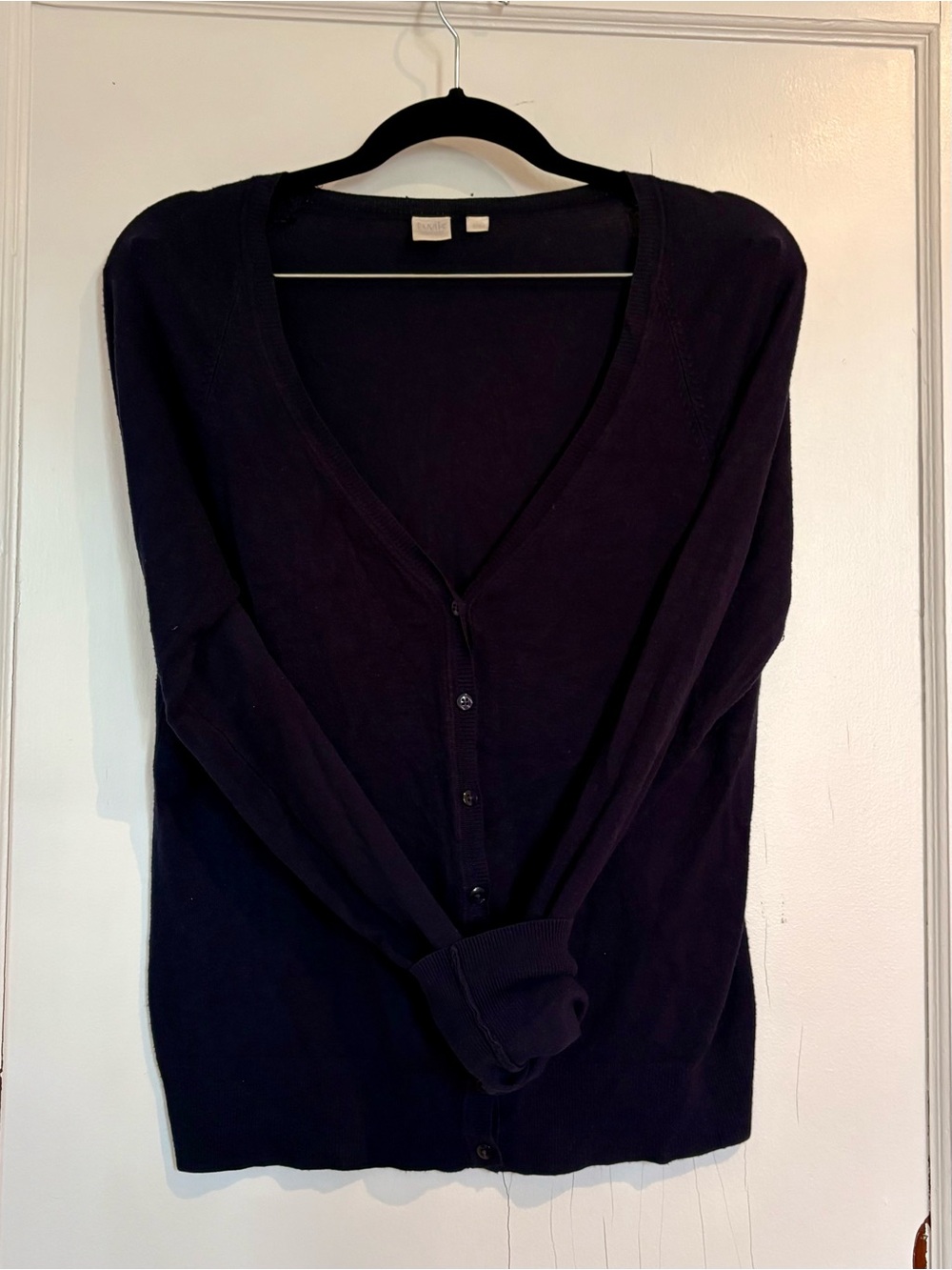 Classic Women’s Twik Simons Navy V-Neck Button Cardigan Sweater